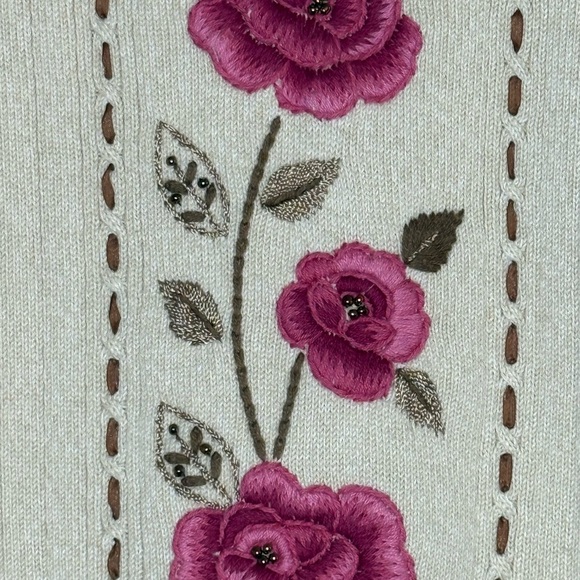 Alfred Dunner Cream Embroidered Floral Sweater Pink Roses Vintage Cottagecore - Picture 2 of 4